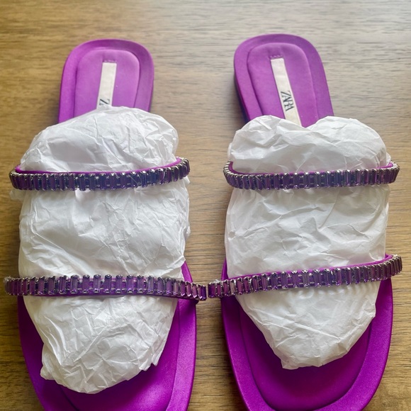 Zara Rhinestone Sandals - Picture 5 of 7